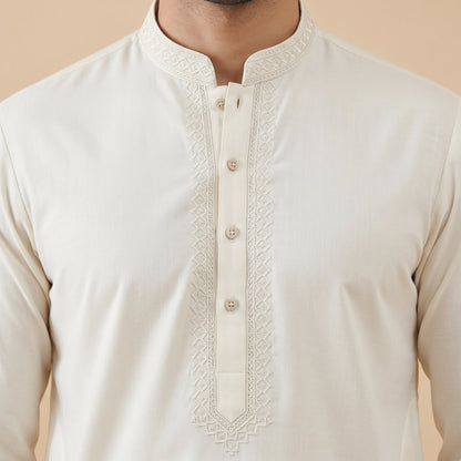 APPLE WHITE SEMI-FORMAL KAMEEZ SHALWAR
